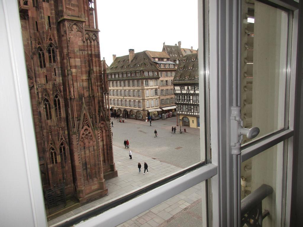 Les Appartements Place De La Cathedrale Strasbourg Eksteriør bilde