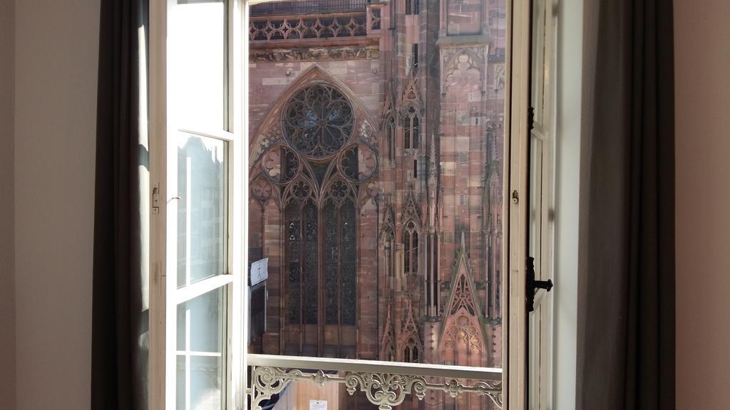 Les Appartements Place De La Cathedrale Strasbourg Eksteriør bilde